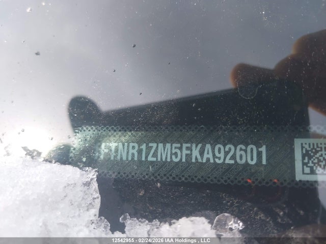 1FTNR1ZM5FKA92601 Ford Transit T-250