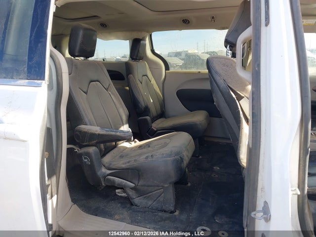 2C4RC1EG9HR533007 Chrysler Pacifica Touring-l Plus