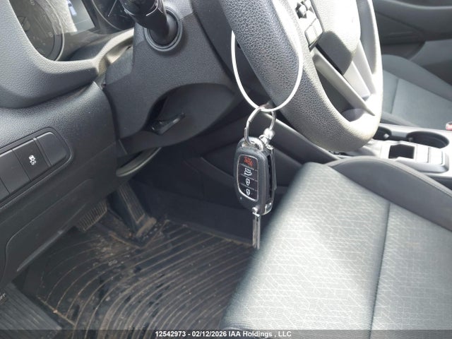 KM8J23A47JU818302 Hyundai TUCSON SE
