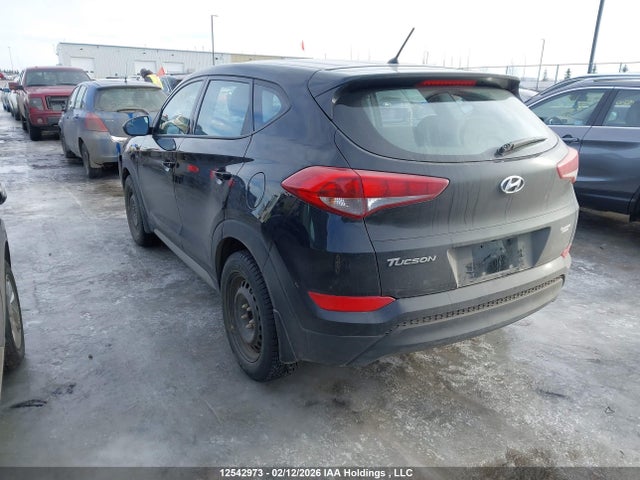 KM8J23A47JU818302 Hyundai TUCSON SE