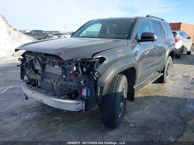 2025 Toyota 4runner Sr5/limited/trd Sport/trd Sport Premium/trd Off Road/trd Off Road Premium მანქანა იყიდება აუქციონზე, vin: JTEVA5BR8S5017206, აუქციონის ნომერი: 12542975