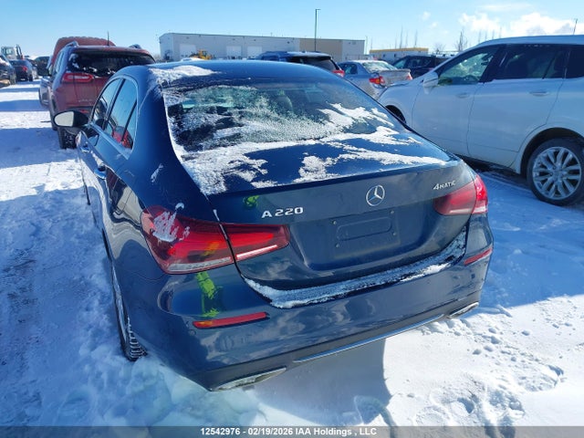 WDD3G4FB7LW039958 Mercedes-Benz A 220 4matic