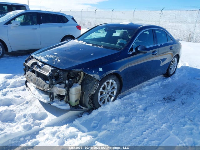 WDD3G4FB7LW039958 Mercedes-Benz A 220 4matic