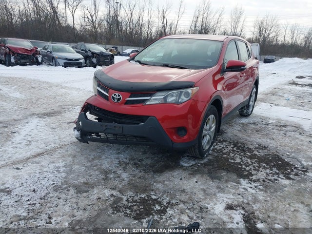 2T3ZFREV5FW162547 Toyota RAV4 LE