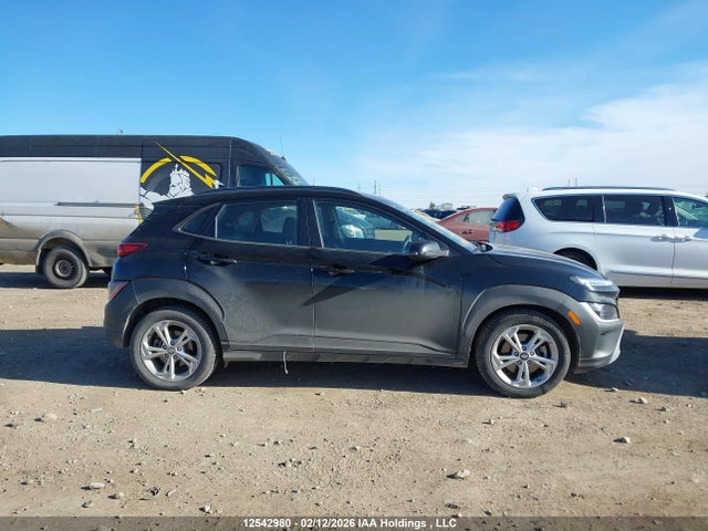 KM8K6CAB0NU873767 Hyundai Kona Preferred Awd With Sun And Leather Package