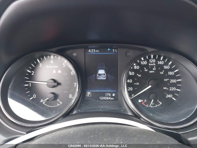 JN1BJ1CR4KW342771 Nissan Qashqai S/sl/sv