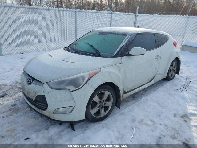 12542994 :رقم المزاد ، KMHTC6AD1DU142201 vin ، 2013 Hyundai Veloster Tech مزاد بيع