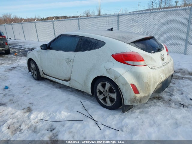 12542994 :رقم المزاد ، KMHTC6AD1DU142201 vin ، 2013 Hyundai Veloster Tech مزاد بيع