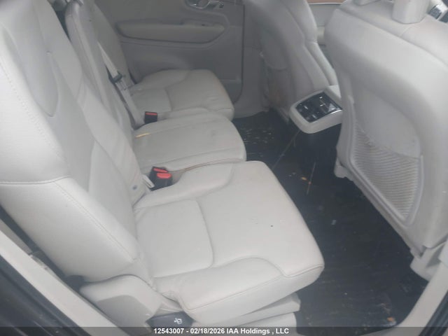 YV4A22PK9M1760314 Volvo Xc90 T6 Momentum 7 Passenger