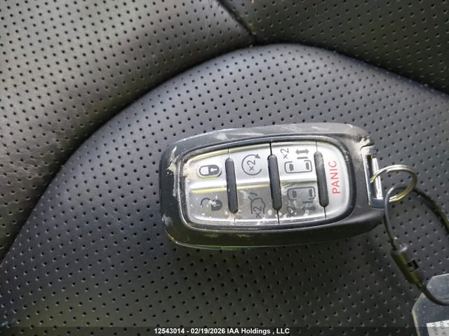 Chrysler Pacifica Limited 2025 2C4RC1GGXSR603697 Image 11