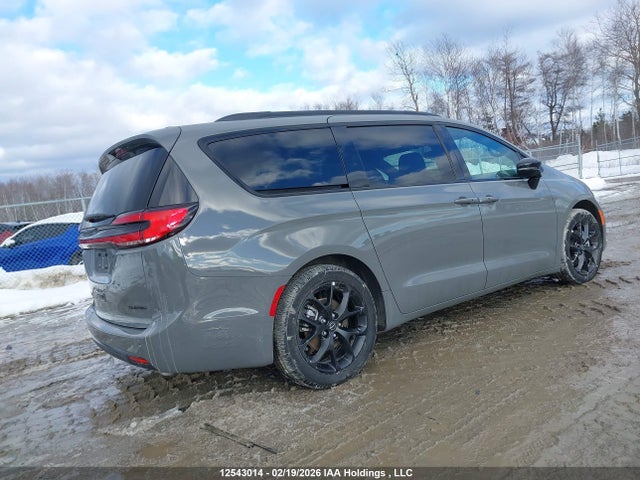 Chrysler Pacifica Limited 2025 2C4RC1GGXSR603697 Image 4