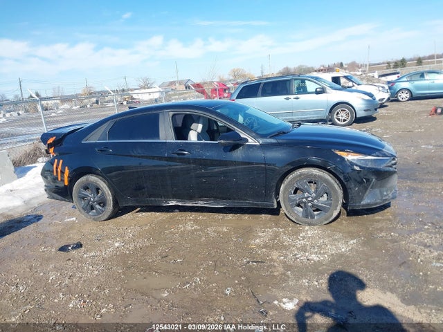 KMHLN4AJ0NU017275 Hyundai Elantra Hybrid Ultimate With Two-tone Interior