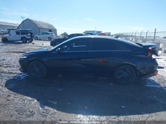 KMHLN4AJ0NU017275 Hyundai Elantra Hybrid Ultimate With Two-tone Interior