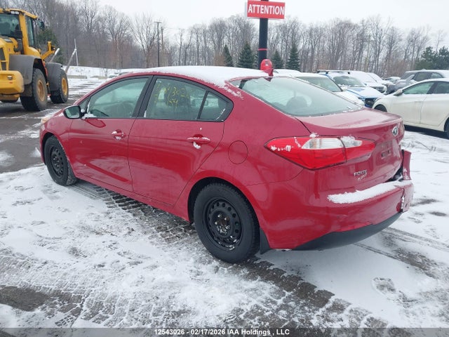 KNAFK4A65G5542154 KIA FORTE LX