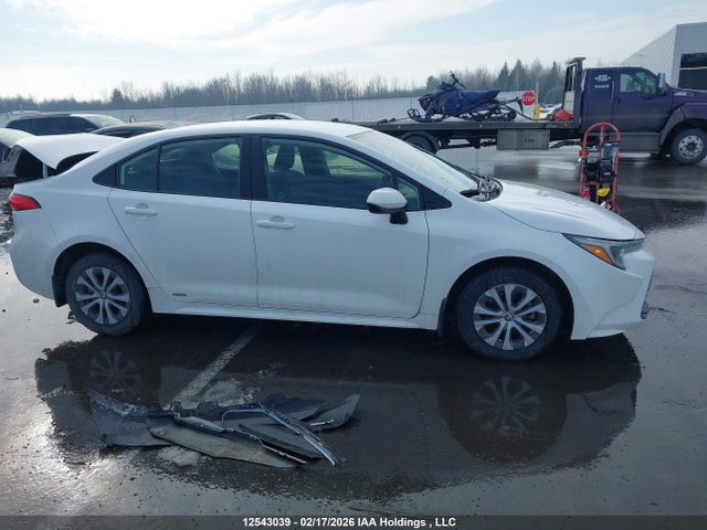 Toyota Corolla Hybrid Le 2024 JTDBDMHE4R3015360 Image 13