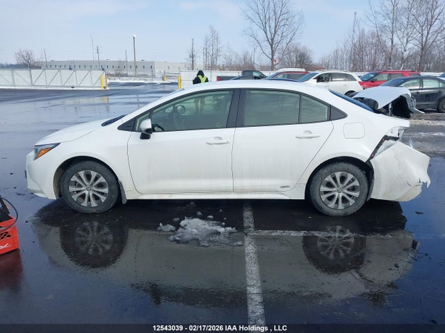 Toyota Corolla Hybrid Le 2024 JTDBDMHE4R3015360 Image 14