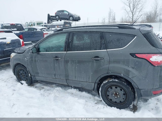 Продажа на аукционе авто 2017 Ford Escape Se, vin: 1FMCU0GD1HUB69826, номер лота: 12543059