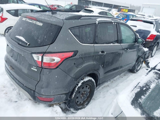 Продажа на аукционе авто 2017 Ford Escape Se, vin: 1FMCU0GD1HUB69826, номер лота: 12543059