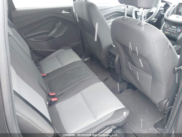 Продажа на аукционе авто 2017 Ford Escape Se, vin: 1FMCU0GD1HUB69826, номер лота: 12543059