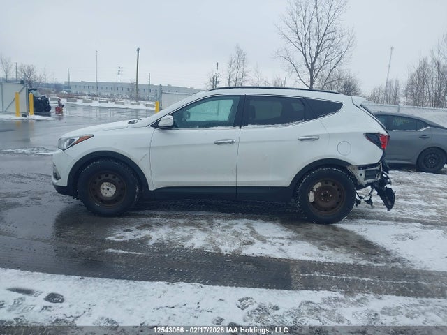 5XYZU3LB1HG472174 Hyundai Santa Fe Sport 2.4 Premium