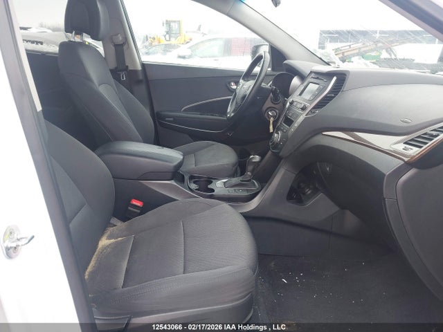 5XYZU3LB1HG472174 Hyundai Santa Fe Sport 2.4 Premium