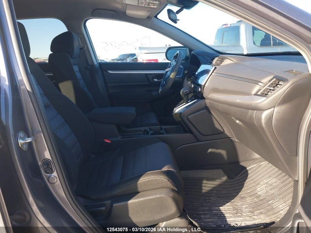 2HKRW2H22JH136772 Honda CR-V LX