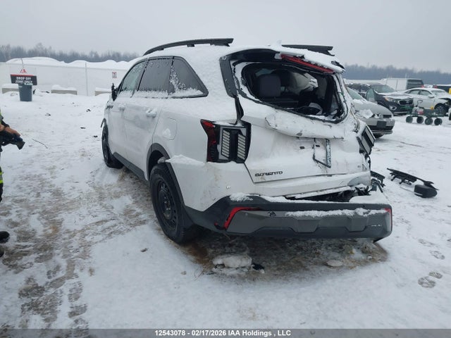 12543078 :رقم المزاد ، 5XYRHDJF4SG384159 vin ، 2025 Kia Sorento مزاد بيع