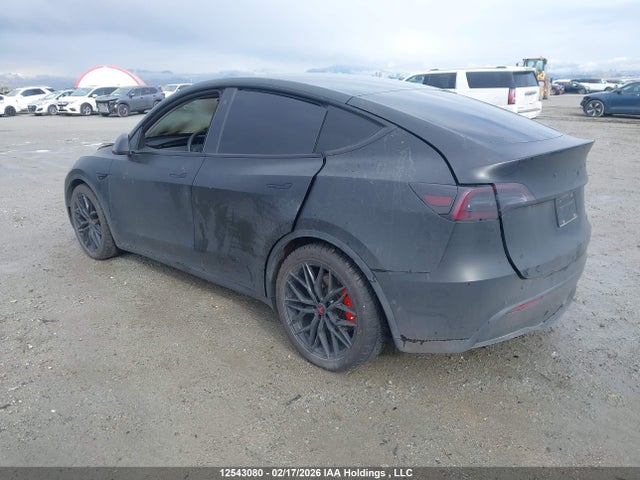 7SAYGDEF0NF329554 Tesla Model Y Performance