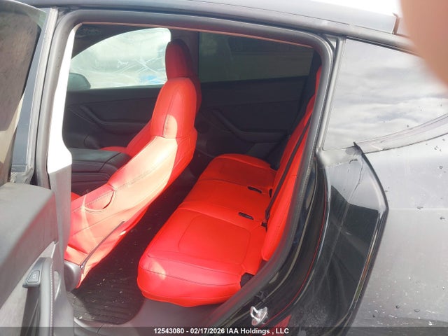 7SAYGDEF0NF329554 Tesla Model Y Performance