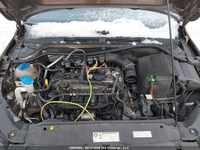 3VWD07AJ9FM285012 Volkswagen JETTA SE