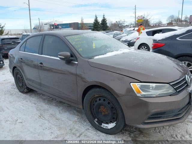 3VWD07AJ9FM285012 Volkswagen JETTA SE