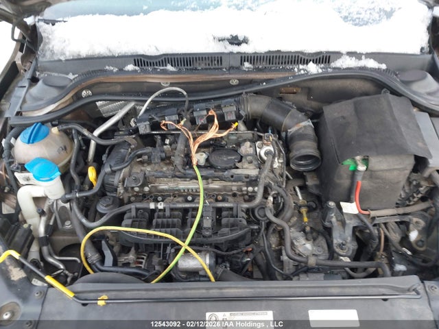 3VWD07AJ9FM285012 Volkswagen JETTA SE