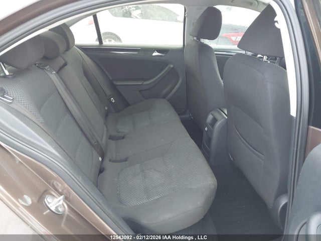 3VWD07AJ9FM285012 Volkswagen JETTA SE