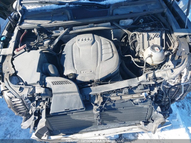 WA1FNAFY7J2238149 Audi Q5 Technik S-line