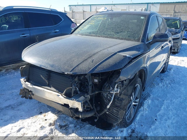 WA1FNAFY7J2238149 Audi Q5 Technik S-line