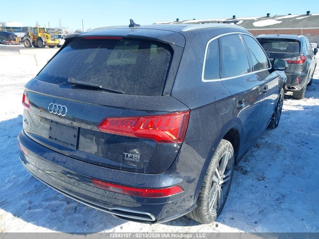 WA1FNAFY7J2238149 Audi Q5 Technik S-line