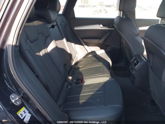 WA1FNAFY7J2238149 Audi Q5 Technik S-line