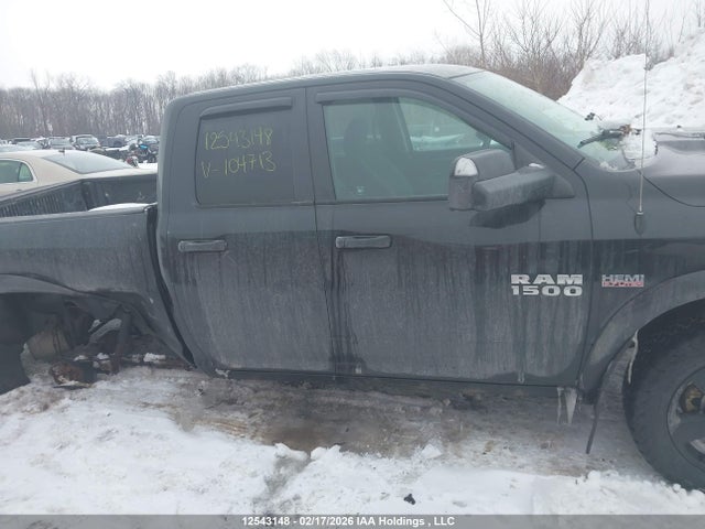 1C6RR7GT3JS104713 RAM 1500 Slt