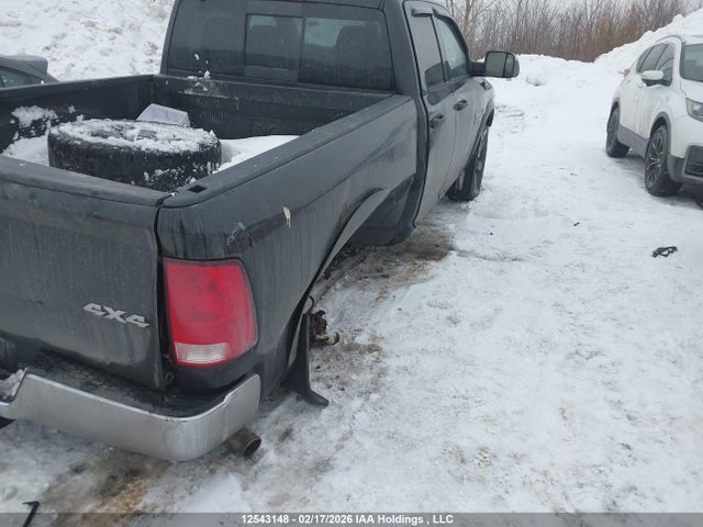 1C6RR7GT3JS104713 RAM 1500 Slt
