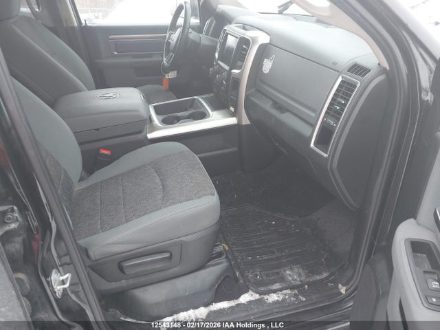 1C6RR7GT3JS104713 RAM 1500 Slt