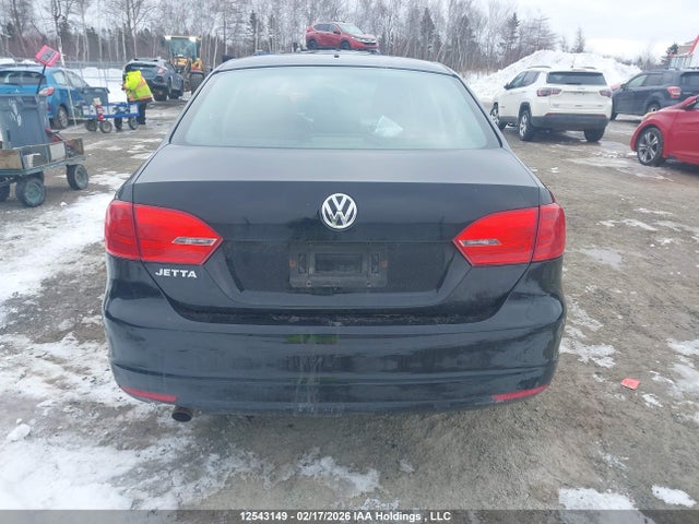 3VW2K7AJ9EM426869 Volkswagen Jetta 2.0l Trendline+