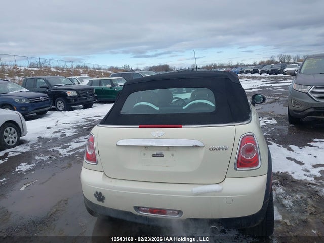 WMWZN3C5XET570012 Mini Convertible Cooper