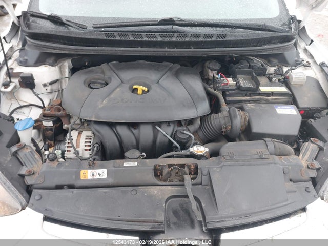 KMHDH4AE6GU582390 Hyundai Elantra Se/sport/limited