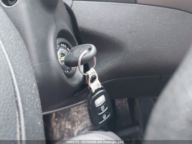 KMHDH4AE6GU582390 Hyundai Elantra Se/sport/limited