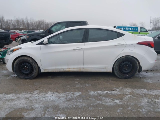 KMHDH4AE6GU582390 Hyundai Elantra Se/sport/limited