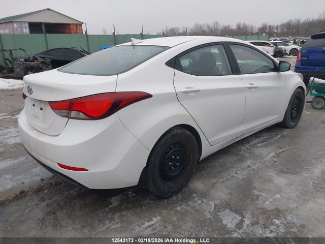 KMHDH4AE6GU582390 Hyundai Elantra Se/sport/limited