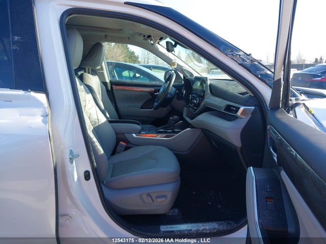Aukcja sprzedaży 2023 Toyota Highlander Hybrid Limited, vin: 5TDEBRCH9PS117136, numer aukcji: 12543175
