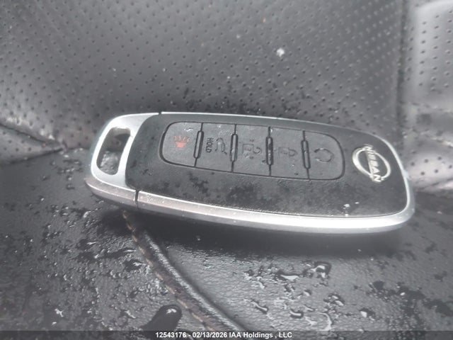 JN8BT3DD0PW316184 Nissan Rogue Platinum