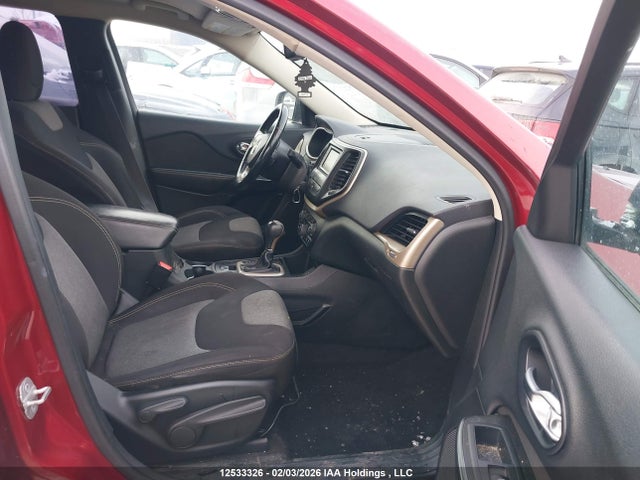 1C4PJLAB9EW271589 Jeep Cherokee Sport