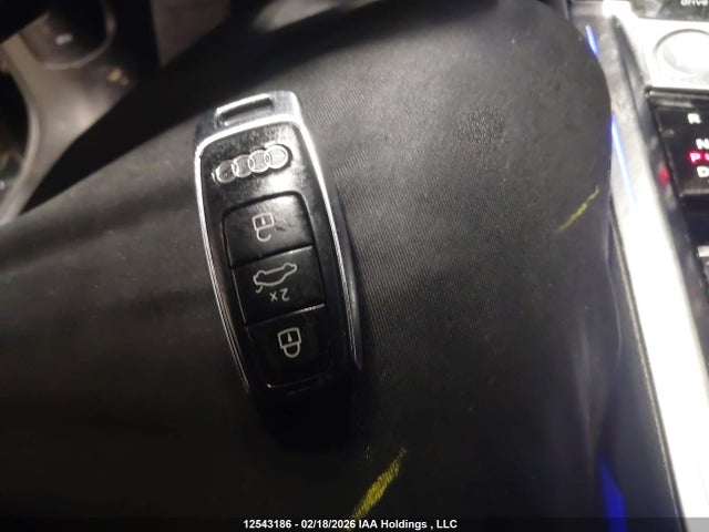 WA1VAAGE6KB023648 Audi E-tron Prestige